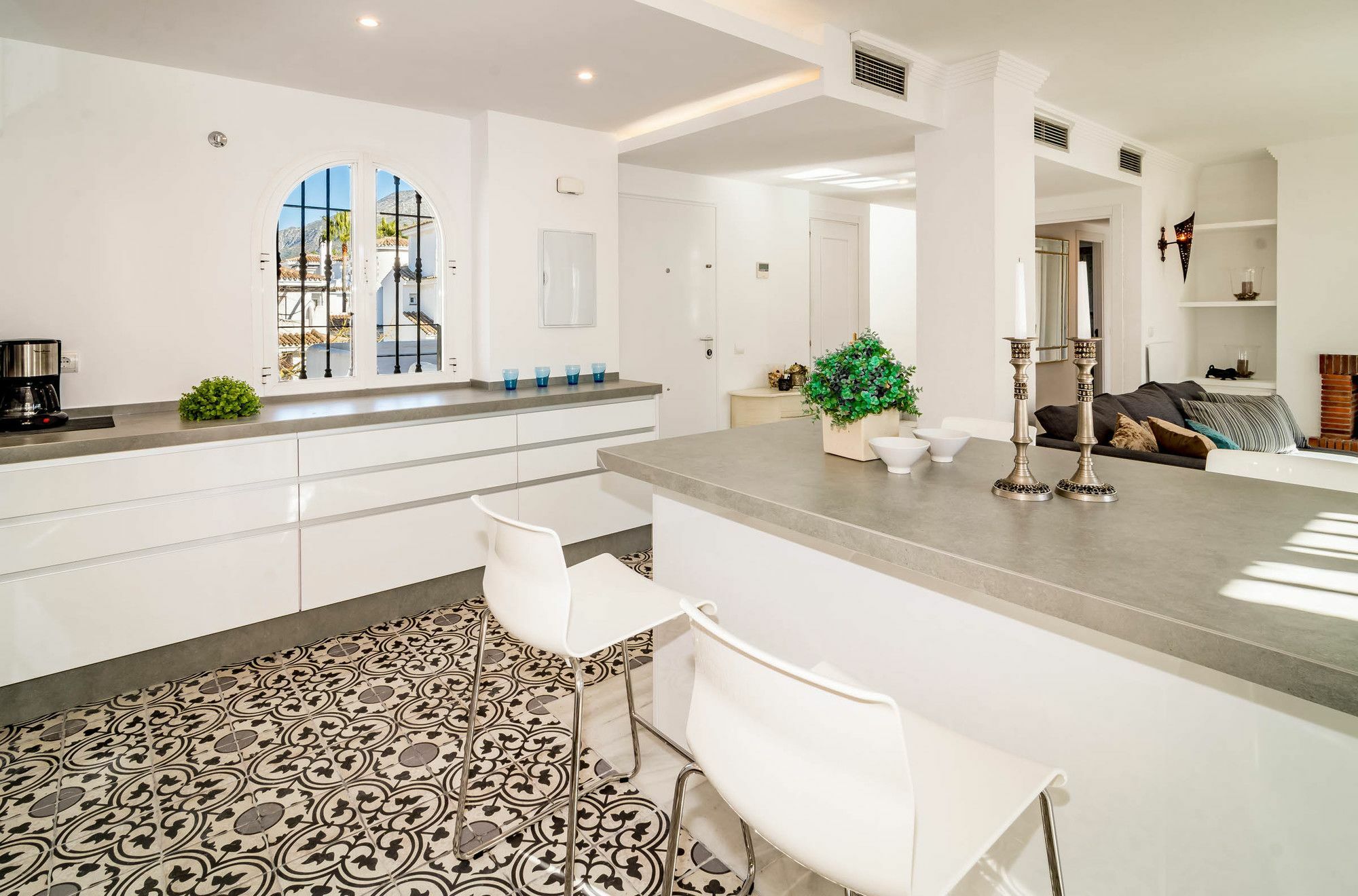 Lnm- Modern 2 Bedroom Penthouse P.banus Appartement *